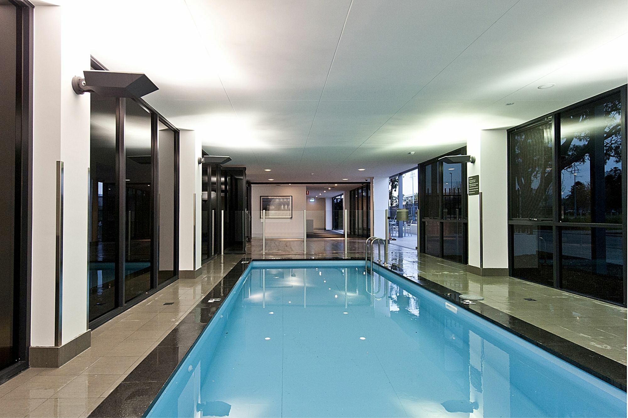 Quest Rockingham Aparthotel Exterior photo